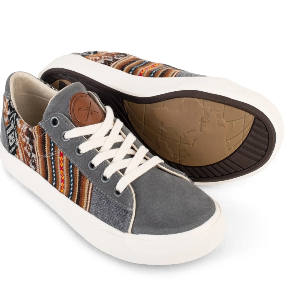 inkkas Gray Suede & Multicolor Woven Low-Top Sneakers